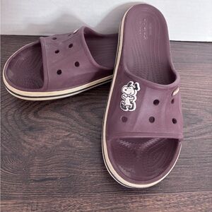 Croc burgundy slides with Snoopy Jibbitz size 9
